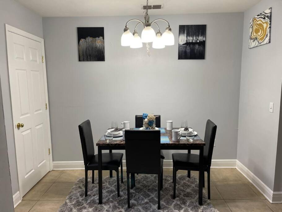 Cheerful 3-Bedrooms With Free Parking On Premises Tallahassee Exterior foto